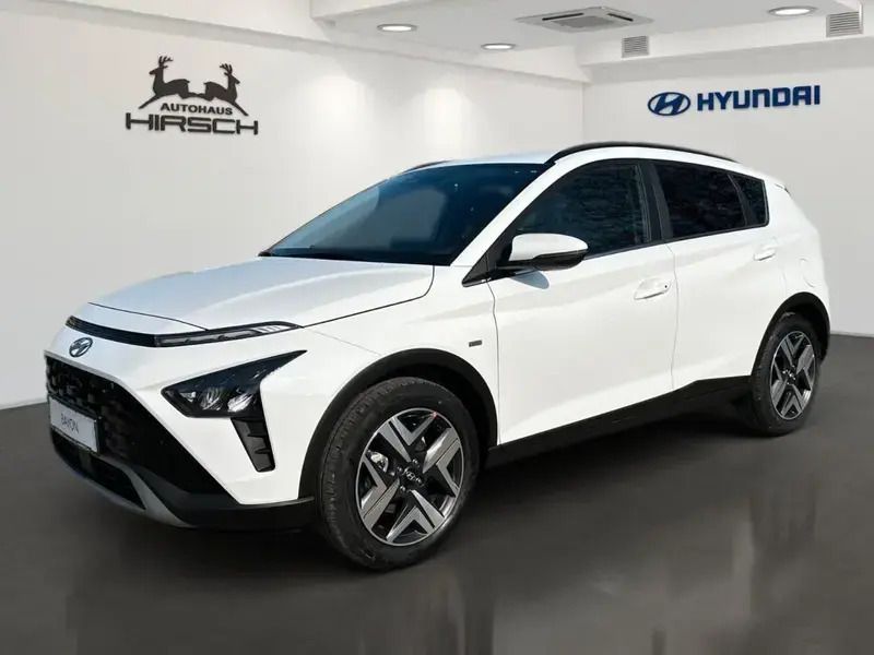 Atlas white Gebraucht 2024 Hyundai Bayon Prime SUV | 21.990 € (Fairer Preis) - Bild 1/1