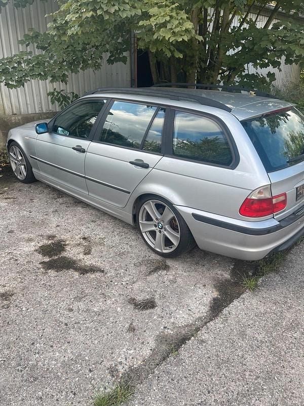 Gebraucht 2002 BMW 320 Kombi | 1.800 € (Superpreis) - Bild 1/4