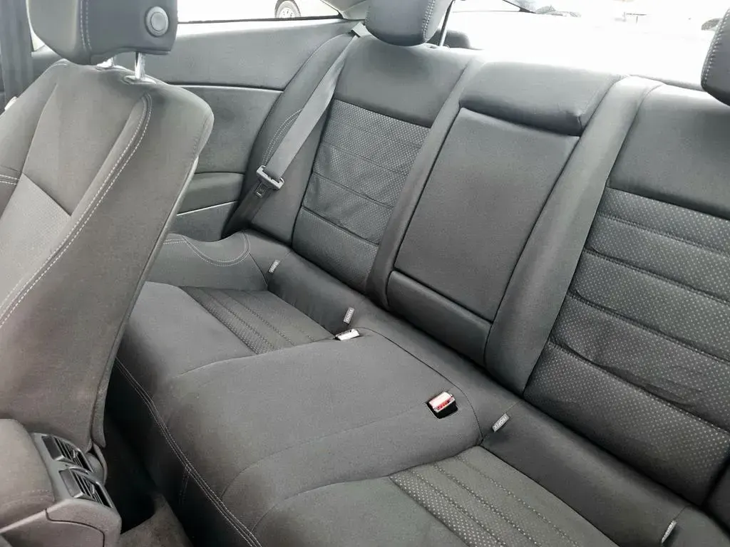 Gebraucht Renault Laguna Coupé Dynamique 170 PS (125 kW) 2009 Grau Coupé