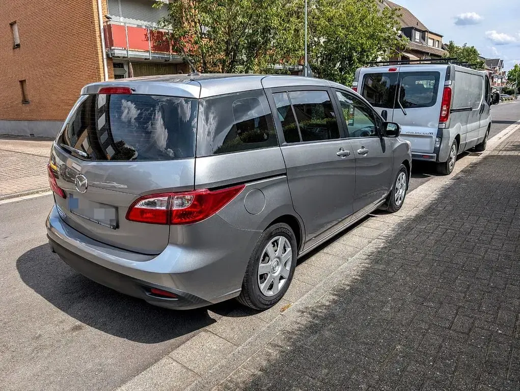Gebraucht Mazda 5 Prime-Line 116 PS (85 kW) 2013 Silber Van / Kleinbus