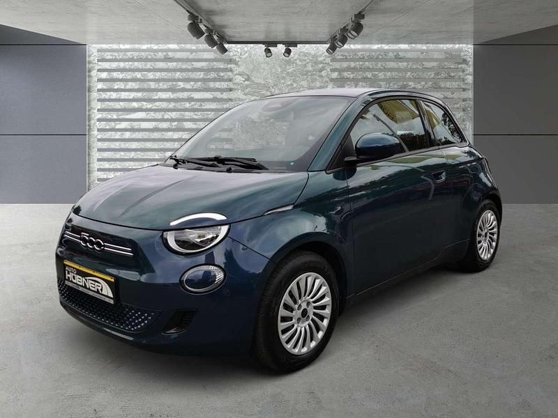 Colore esterno ozean grün Gebraucht 2023 Fiat 500e Basis Kleinwagen | 17.490 € (Superpreis) - Bild 1/4