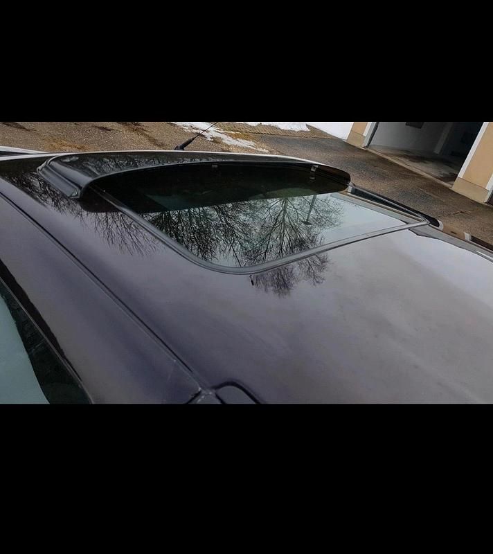 Gebraucht Ford Escort 105 PS (77 kW) 1995 Violet Kleinwagen