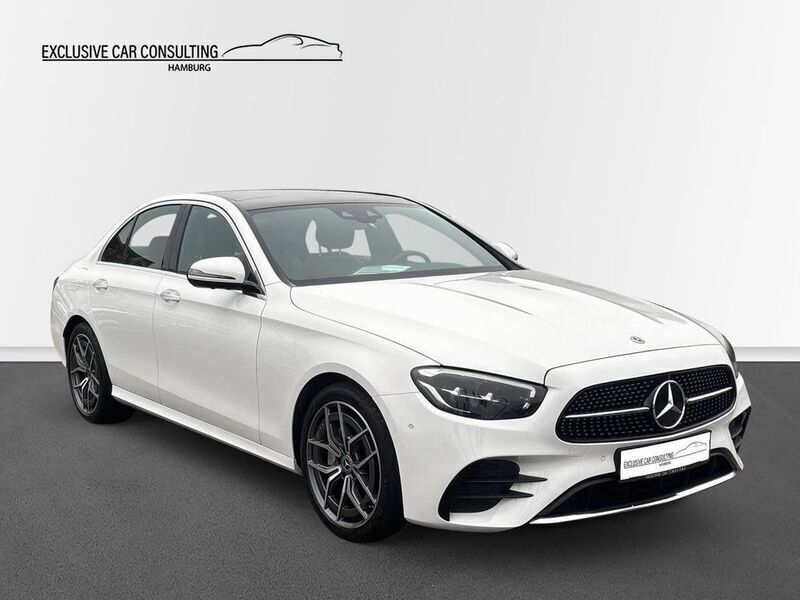Polarweiss Gebraucht 2022 Mercedes E200 AMG line Limousine | 43.990 € (Fairer Preis) - Bild 1/4