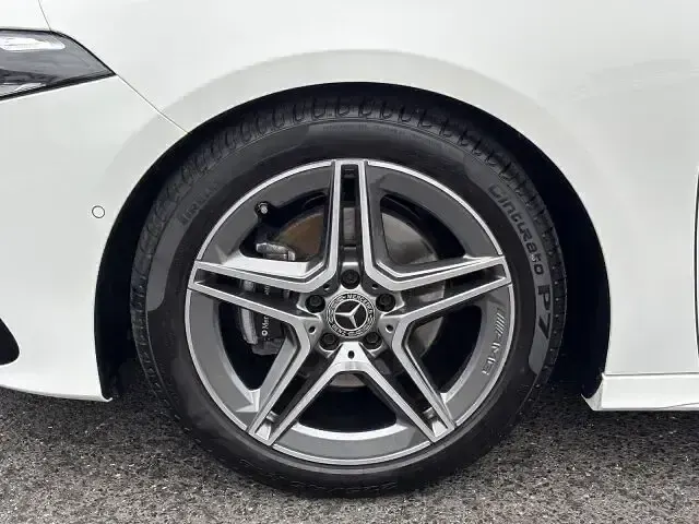 Gebraucht Mercedes A180 Advanced 136 PS (100 kW) 2025 Weiß Limousine