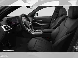 Neu BMW 320 184 PS (135 kW) 2026 Schwarz (saphirschwarz) Kombi