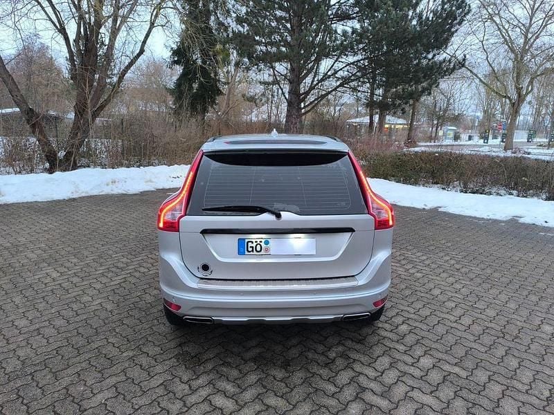 Gebraucht Volvo XC60 Momentum 163 PS (119 kW) 2013 Silber SUV