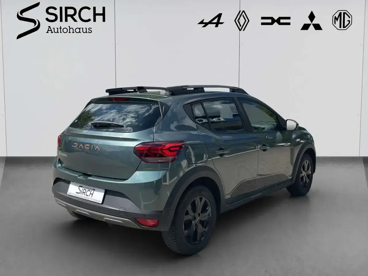 Gebraucht Dacia Sandero Extreme 101 PS (74 kW) 2024 Grün Limousine
