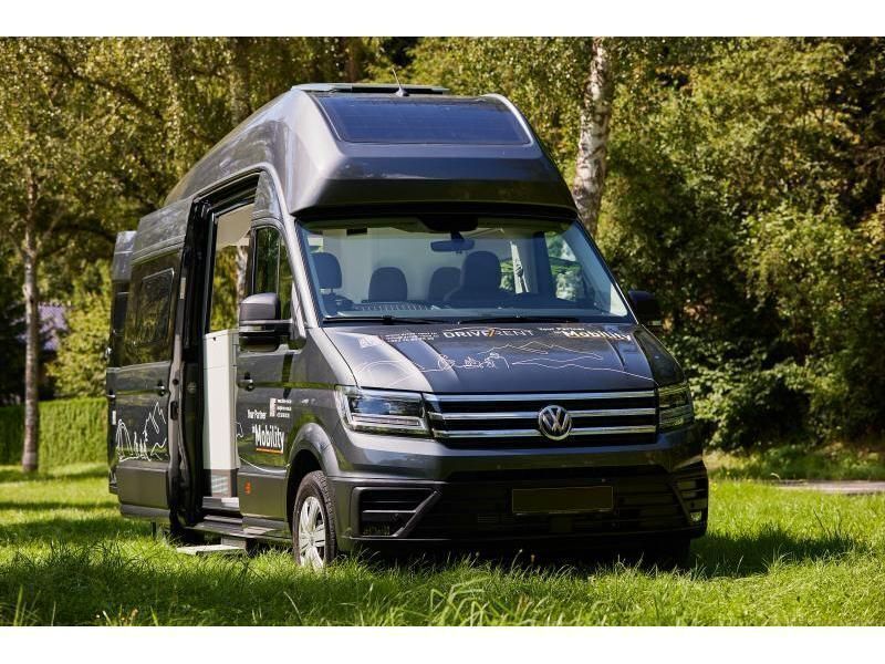 Grau Gebraucht 2023 VW California California Van | 69.890 € (Fairer Preis) - Bild 1/4