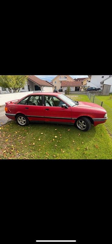Rot Gebraucht 1987 Audi 90 Limousine | 2.500 € - Bild 1/4