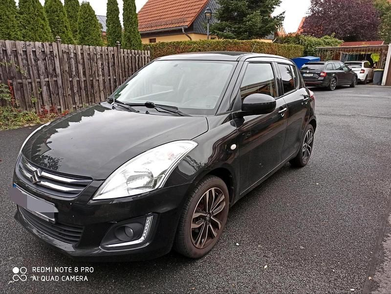 Schwarz Gebraucht 2017 Suzuki Swift Kleinwagen | 7.950 € (Superpreis) - Bild 1/4