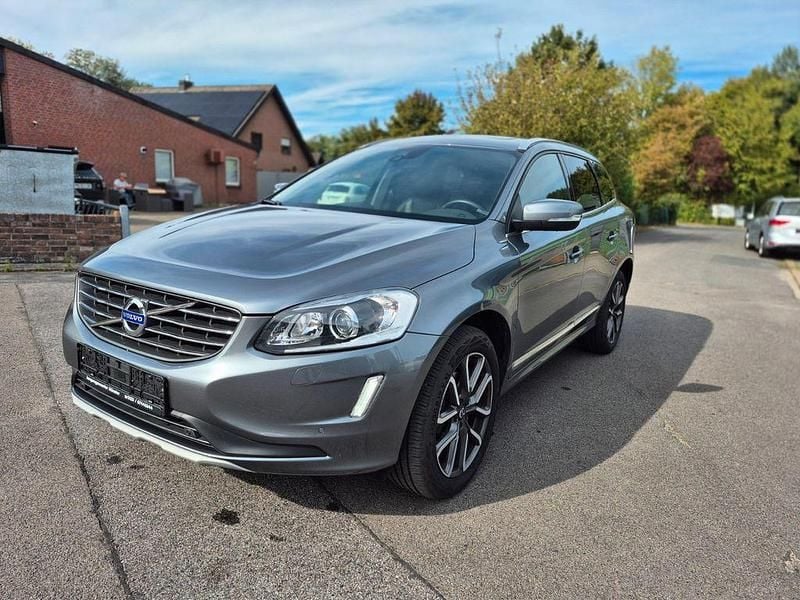 Grau Gebraucht 2016 Volvo XC60 Summum SUV | 18.899 € (Fairer Preis) - Bild 1/4