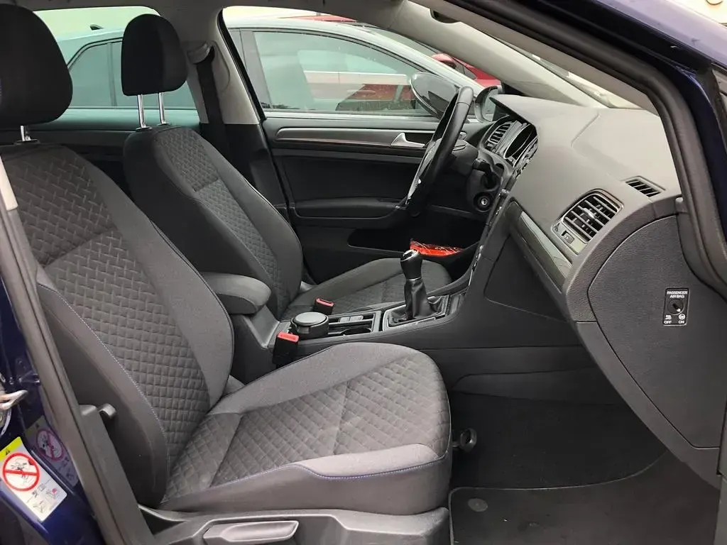 Gebraucht VW Golf VII Join 116 PS (85 kW) 2019 Blau Limousine