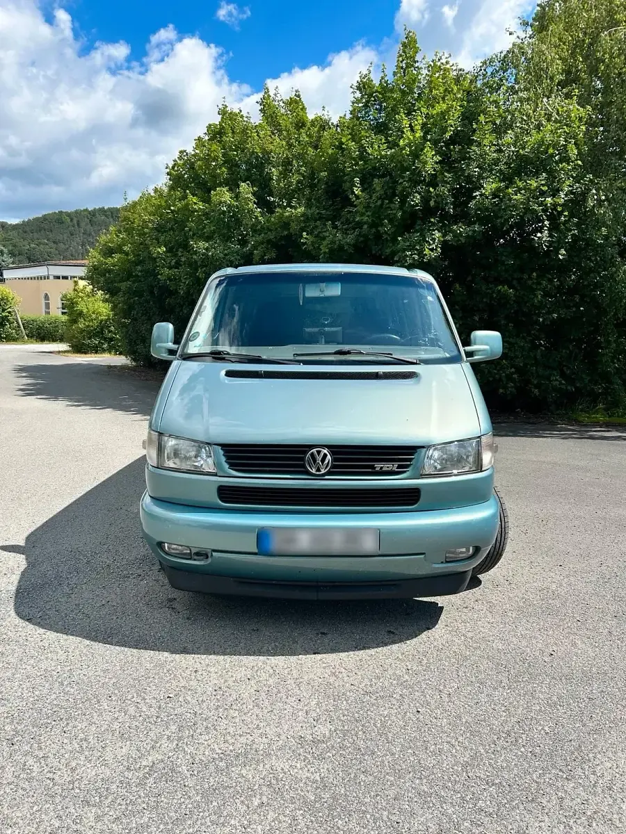 Gebraucht VW Multivan 102 PS (75 kW) 1999 Grün Van / Kleinbus