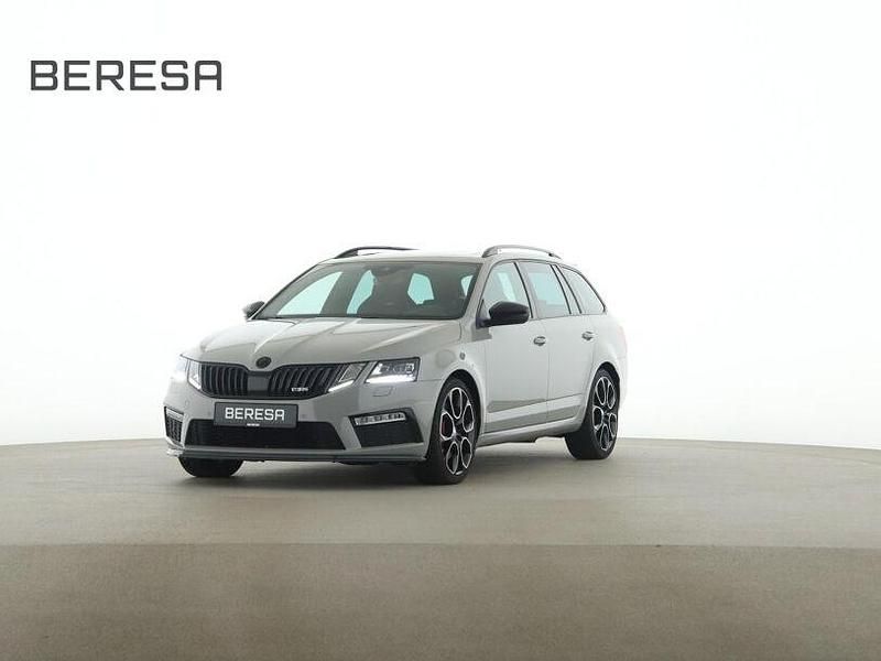 Grau Gebraucht 2020 Skoda Octavia RS Kombi | 27.485 € (Guter Preis) - Bild 1/4