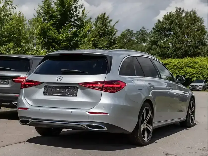 Gebraucht Mercedes C180 Avantgarde 170 PS (125 kW) 2025 Silber metalliclack hightechsi Kombi