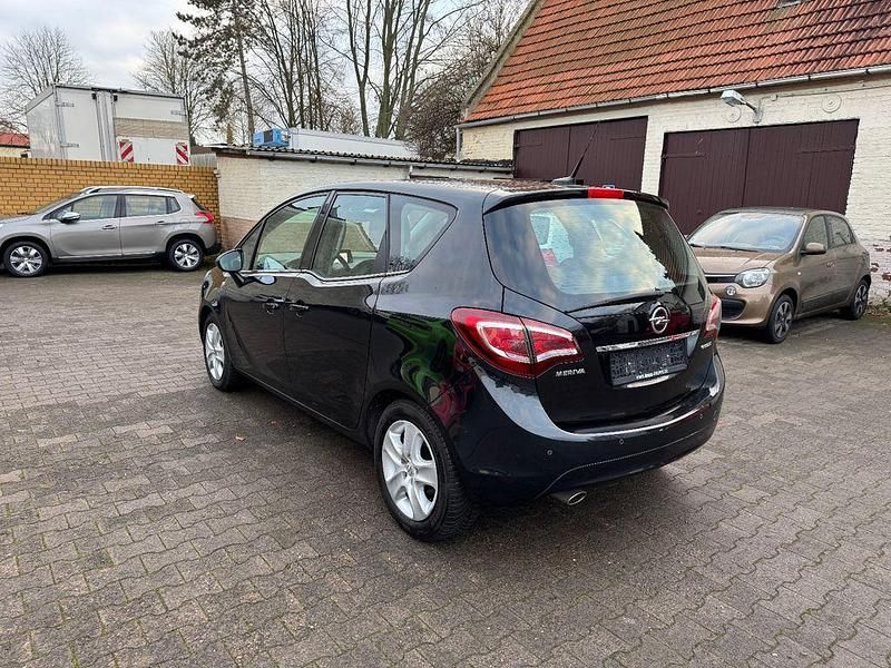 Gebraucht Opel Meriva Innovation 140 PS (102 kW) 2014 Schwarz Van / Kleinbus