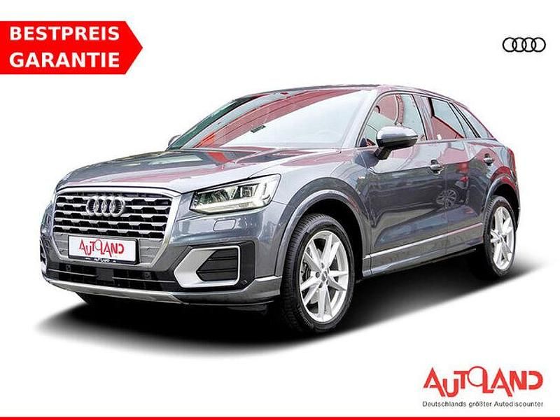Grau Gebraucht 2020 Audi Q2 S-Line SUV | 24.950 € (Etwas zu teuer) - Bild 1/4