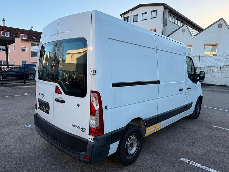 Gebraucht Opel Movano 131 PS (96 kW) 2017 Weiß Van / Kleinbus