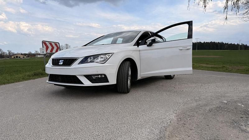 Second-hand Seat Leon Style 131 CP (96 kW) 2020 Alb Break