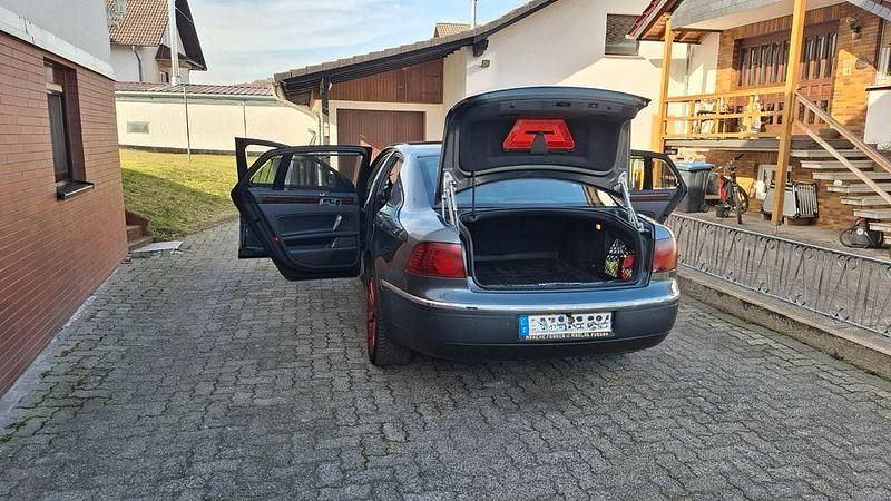 Gebraucht VW Phaeton 239 PS (175 kW) 2008 Grau Limousine