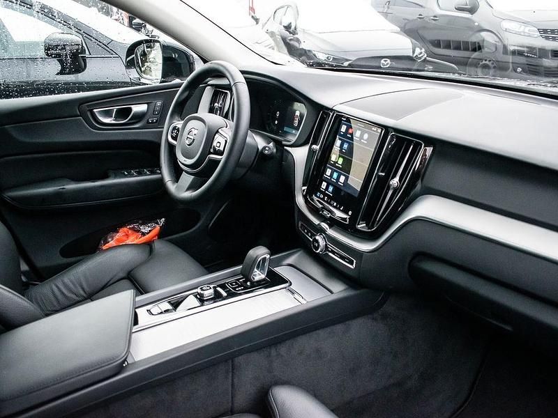 Gebraucht Volvo XC60 Plus 455 PS (334 kW) 2024 Onyx black / metallic SUV