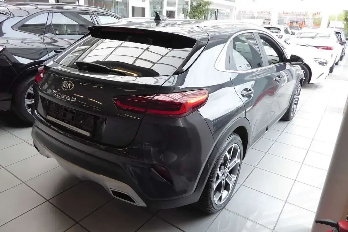 Gebraucht Kia XCeed Xdition 140 PS (102 kW) 2021 Grau SUV