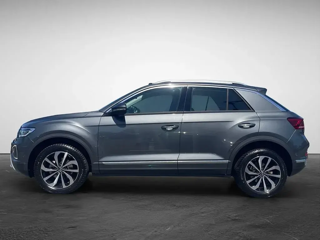 Używany VW T-Roc Style 150 KM (110 kW) 2023 Szary SUV