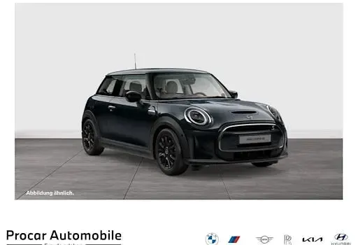 Usata Mini Cooper SE Classic 135 kW (184 CV) 2023 Nero Utilitaria