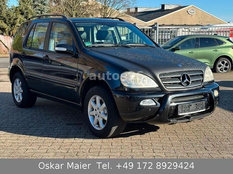 Gebraucht Mercedes ML270 163 PS (119 kW) 2004 Schwarz SUV