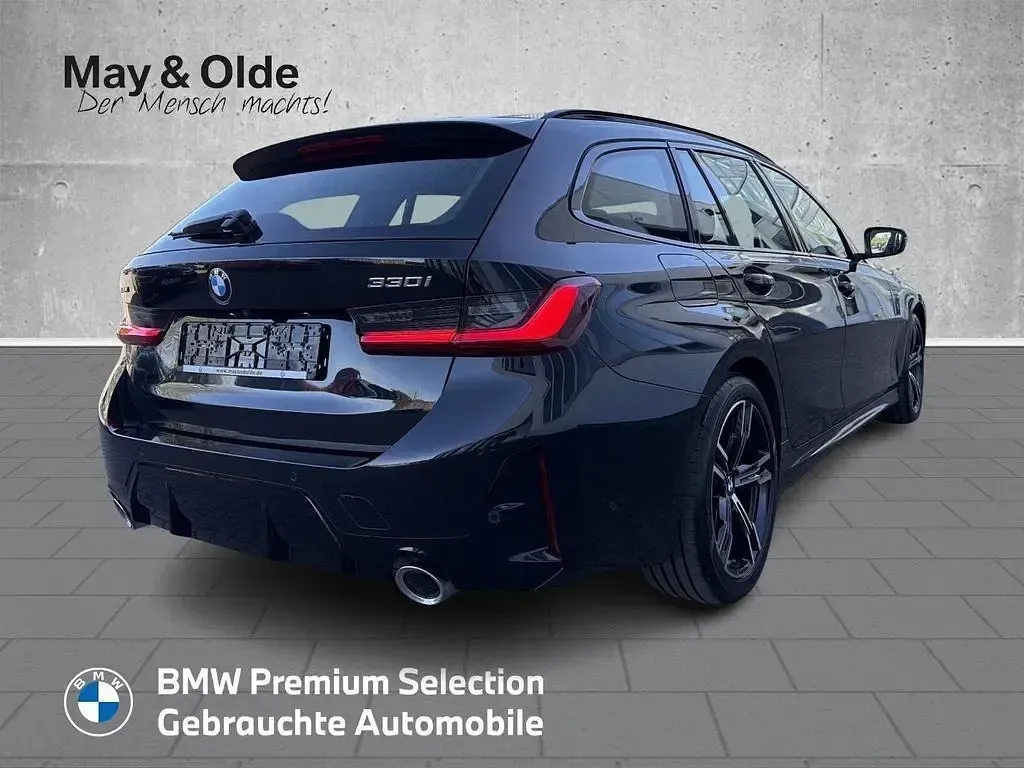 Gebraucht BMW 330 Performance 245 PS (180 kW) 2025 Schwarz Kombi