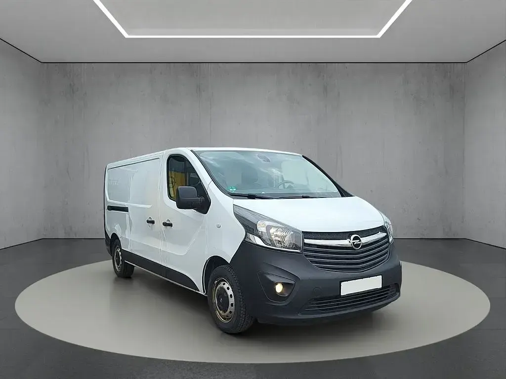 Gebraucht Opel Vivaro 145 PS (106 kW) 2019 Weiß Van / Kleinbus