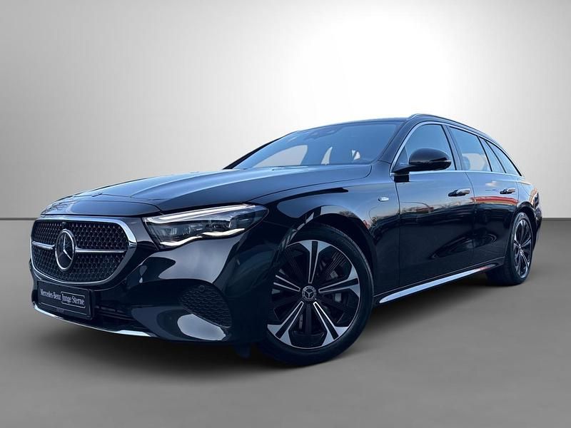 Gebraucht Mercedes E300 Avantgarde 313 PS (230 kW) 2025 Schwarz Limousine