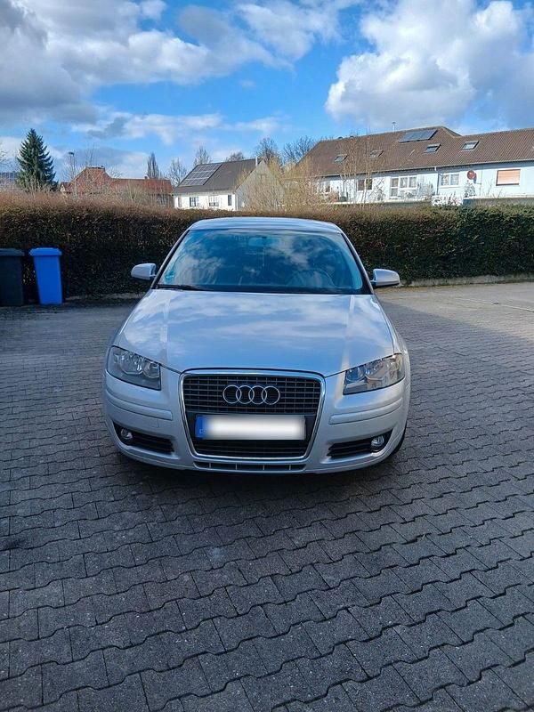 Gebraucht Audi A3 Ambiente 102 PS (75 kW) 2006 Silber Kleinwagen