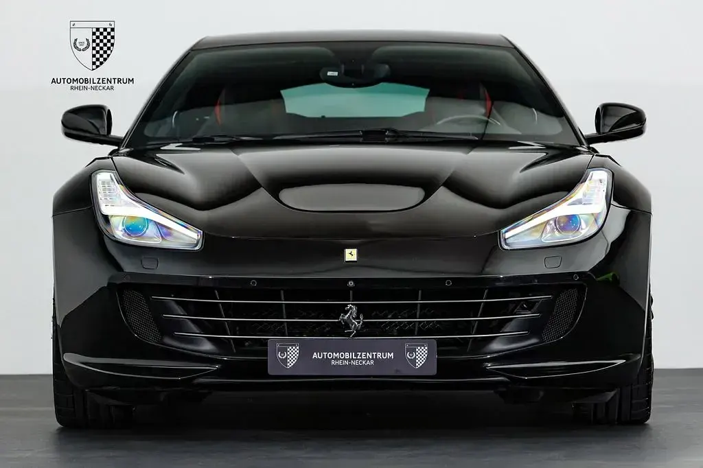 Gebraucht Ferrari GTC4Lusso 610 PS (448 kW) 2018 Nero daytona Kombi