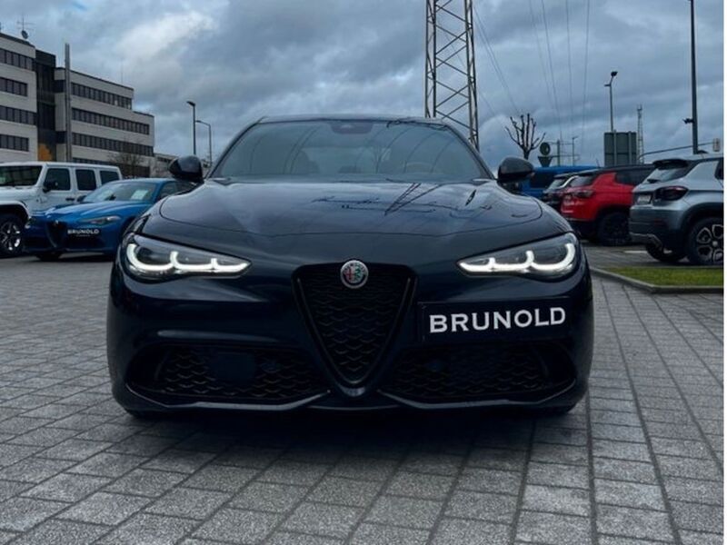 {"label" => "black", "value" => "black"} Gebraucht 2023 Alfa Romeo Giulia Competizione Limousine | 41.900 € (Fairer Preis) - Bild 1/4