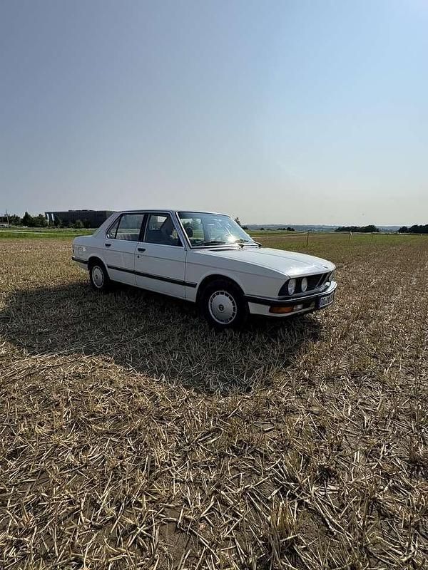 Gebraucht BMW 525 122 PS (89 kW) 1985 Limousine