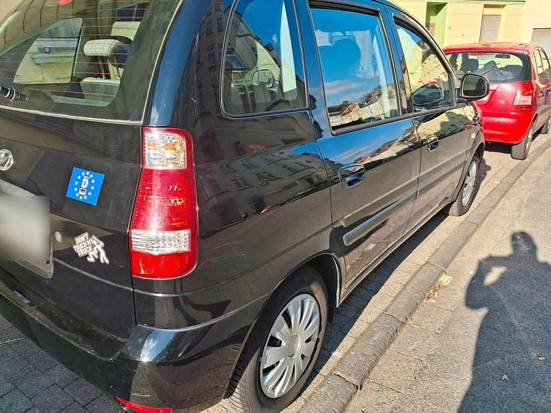 Gebraucht Hyundai Matrix 105 PS (77 kW) 2009 Schwarz Van / Kleinbus