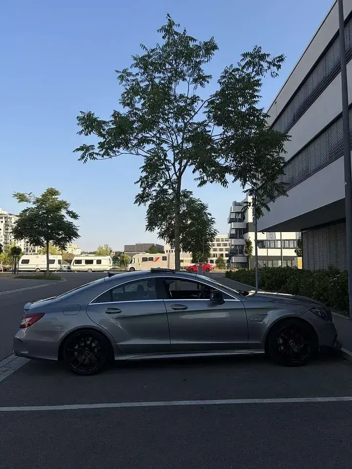 Gebraucht Mercedes CLS63 AMG AMG 557 PS (409 kW) 2015 Grau Coupé