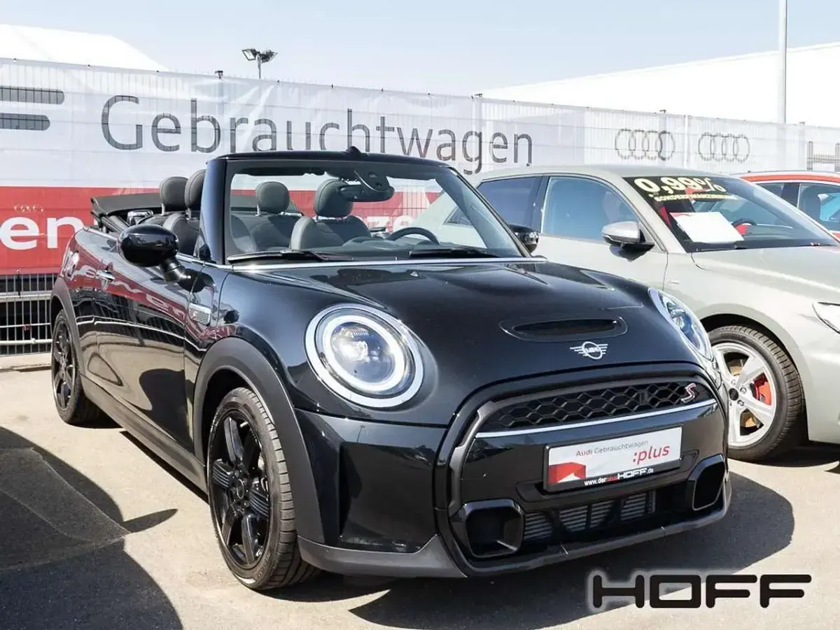 Gebraucht Mini Cooper S Cabriolet Premium 178 PS (130 kW) 2024 Midnight black Cabrio