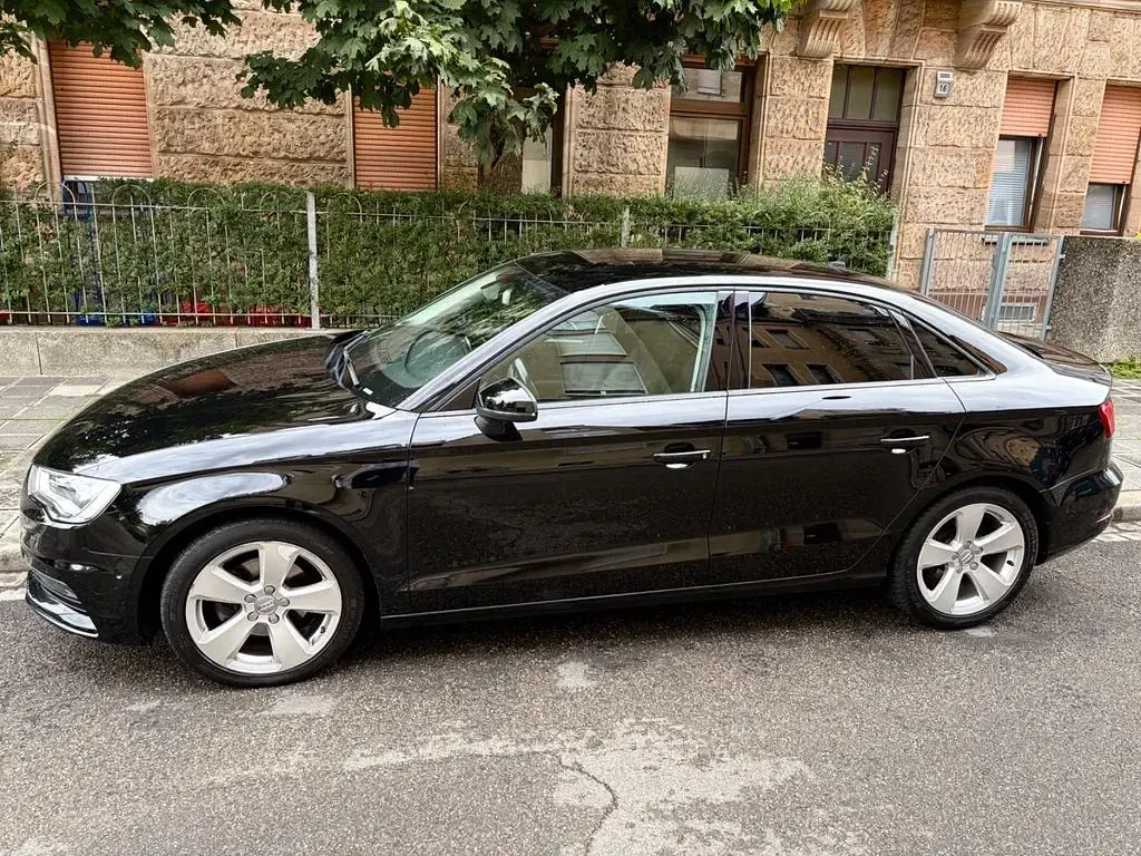 Gebraucht Audi A3 Ambition 125 PS (91 kW) 2016 Schwarz Limousine