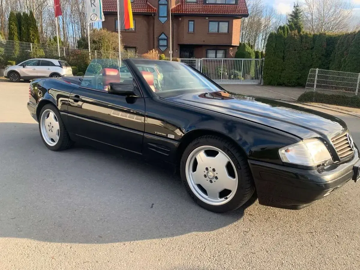 Gebraucht Mercedes SL320 Edition 231 PS (169 kW) 1998 Schwarz Cabrio