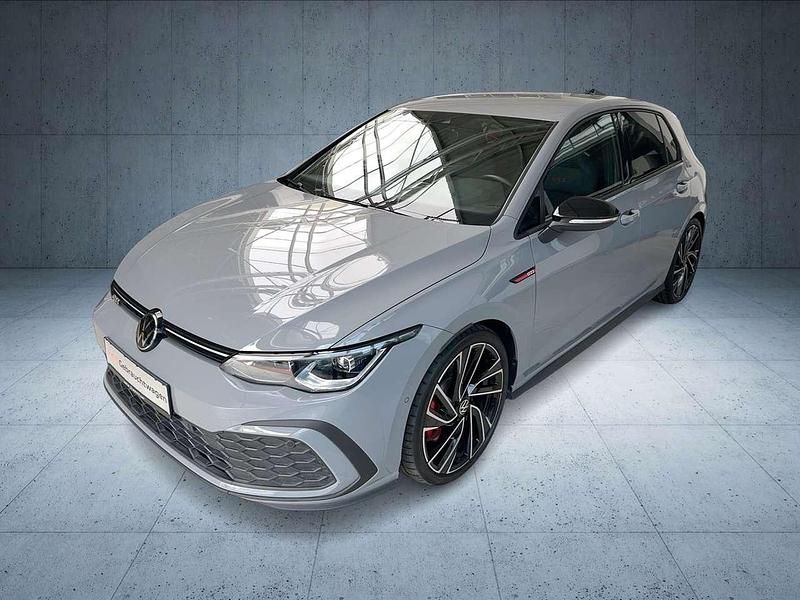 Mondsteingrau Gebraucht 2023 VW Golf VIII Style Limousine | 34.680 € (Teuer) - Bild 1/4