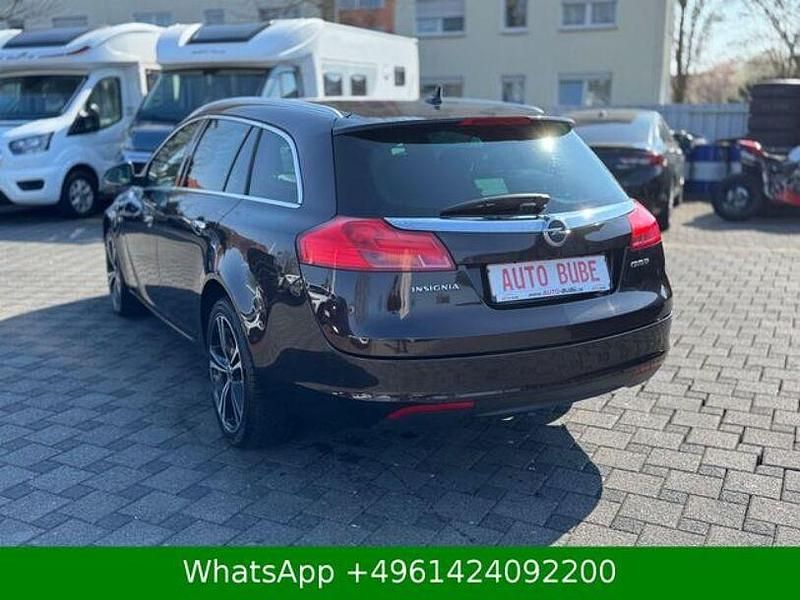 Gebraucht Opel Insignia Innovation 160 PS (117 kW) 2011 Braun Kombi