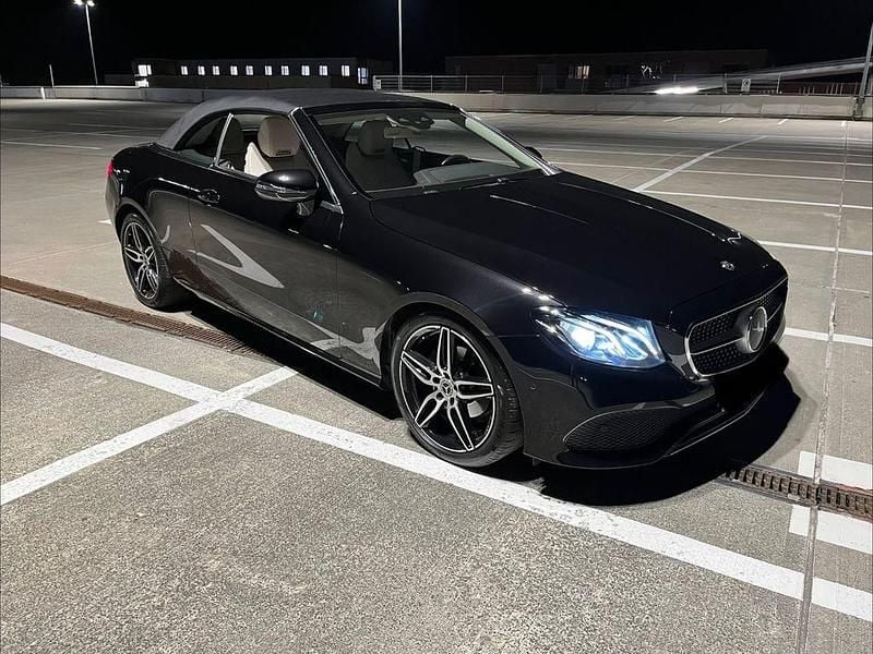 Gebraucht Mercedes E220 194 PS (142 kW) 2018 Schwarz Cabrio