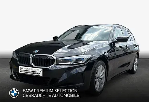 Gebraucht BMW 318 Sport Line 156 PS (114 kW) 2024 Saphirschwarz metallic Kombi