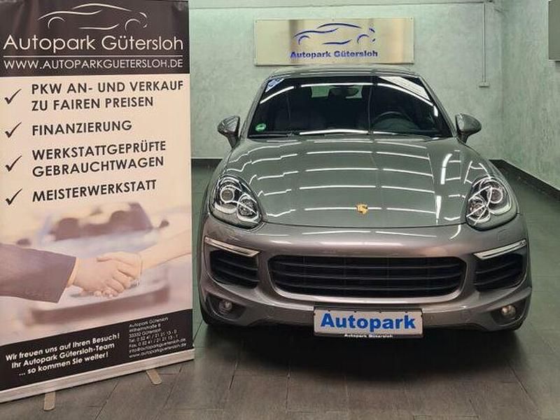 Grau Gebraucht 2015 Porsche Cayenne SUV | 29.999 € (Fairer Preis) - Bild 1/4