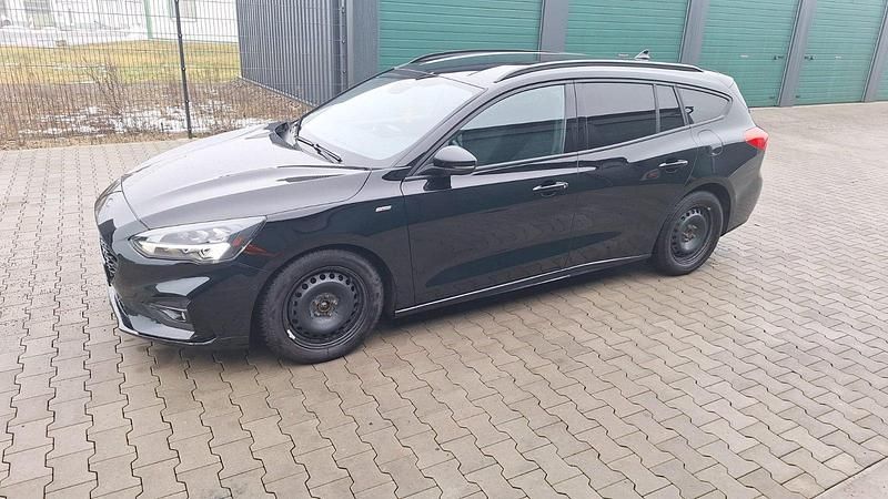 Gebraucht Ford Focus ST-Line 150 PS (110 kW) 2018 Schwarz Kombi
