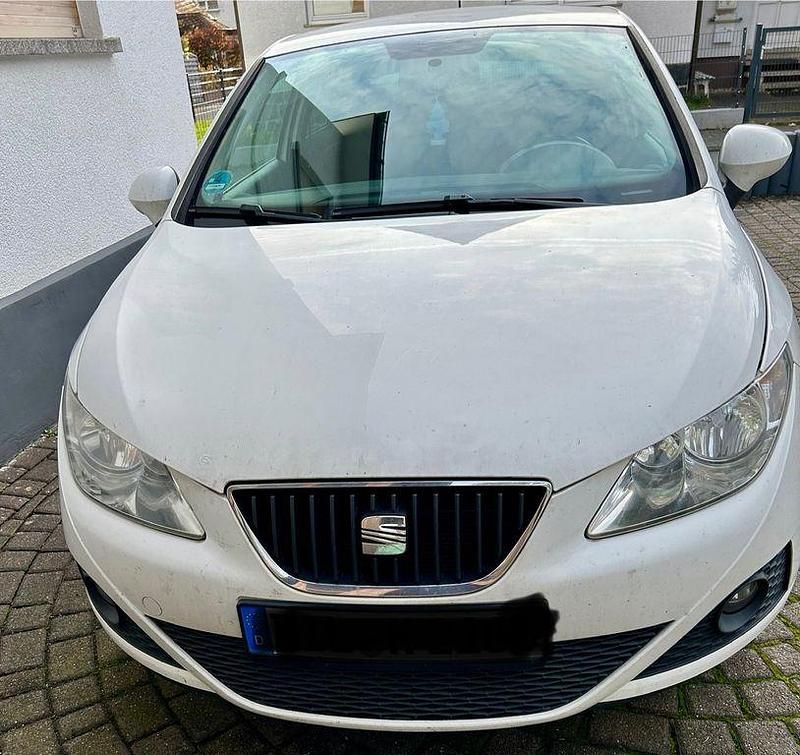 Weiß Gebraucht 2009 Seat Ibiza SC Kleinwagen | 2.400 € (Guter Preis) - Bild 1/4