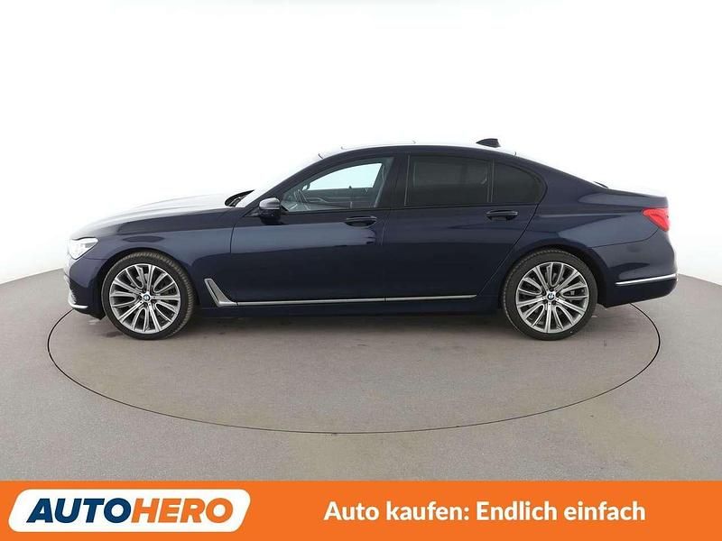 Gebraucht BMW 740 320 PS (235 kW) 2018 Blau Limousine