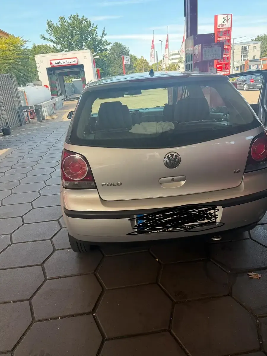 Gebraucht VW Polo 75 PS (55 kW) 2008 Silber Kleinwagen
